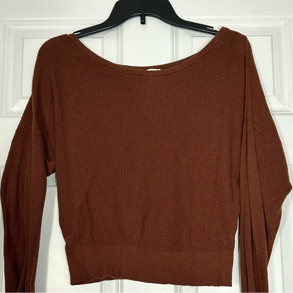 GARAGE - brown sweater, size medium